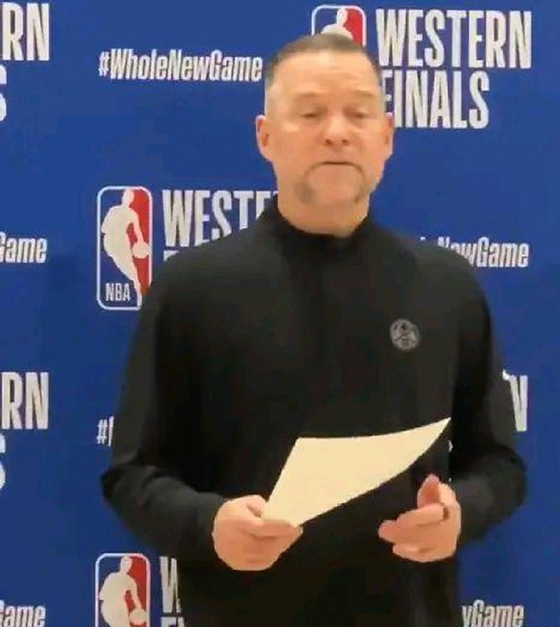 AYX爱游戏中国-湖人球员公开质疑裁判判罚尺度，引争议，发表时间.-AYX爱游戏中国