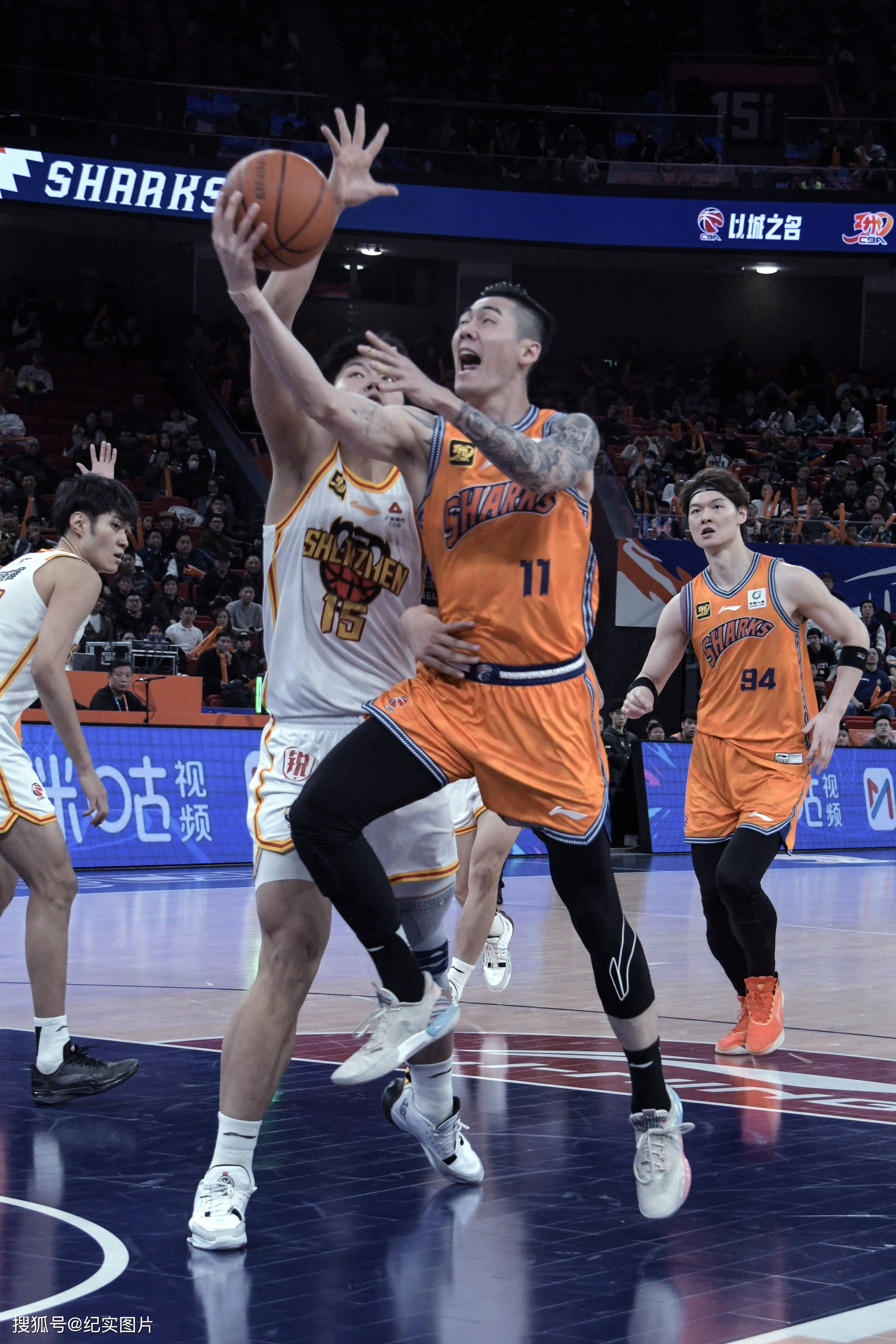 AYX爱游戏中国-深圳男篮迎CBA常规赛关键赛；国际比赛日绝杀压哨；底气十足；赛程密集仍需轮换的简单介绍-AYX爱游戏中国